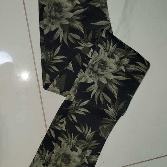 Leggings - Picture 4 of 5